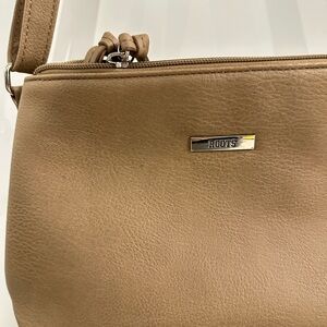 Roots Beige Leather Crossbody Bag